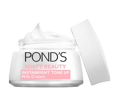 Kem dưỡng trắng da Pond’s có chất kem mềm mịn